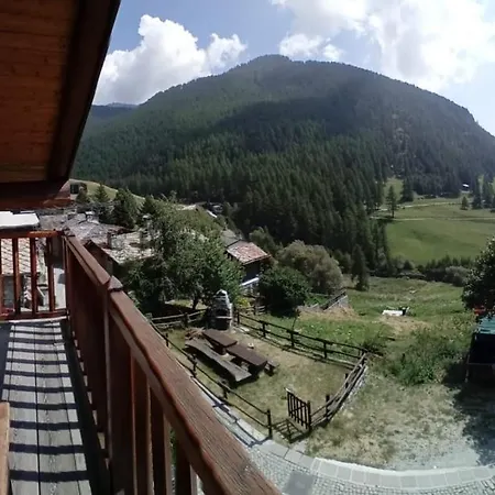 Incantevole Con Vista Sulla Vallata Chamois
